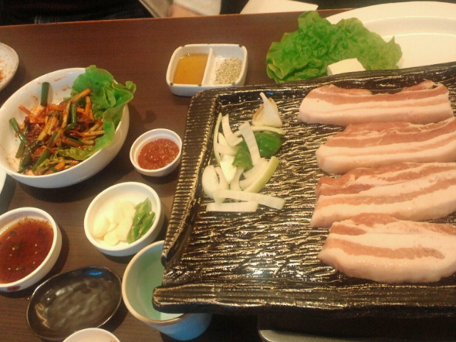 韓国料理・韓式焼肉 班家のレポート写真1（スイーツ倶楽部）