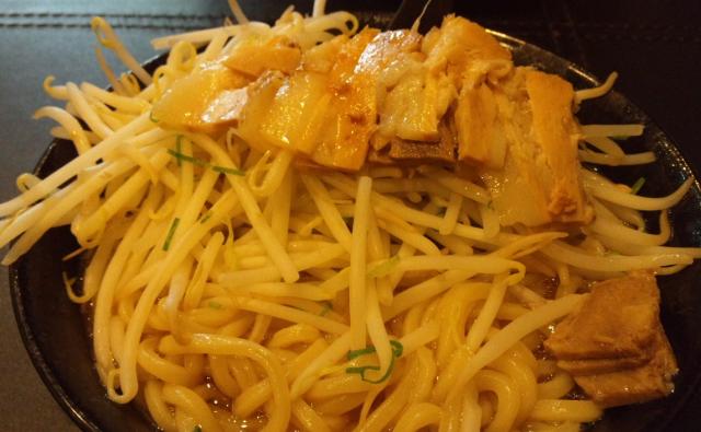 自家製極太筋肉麺 男は黙って前を行け!へのレッツなシニアさんのレビュー写真