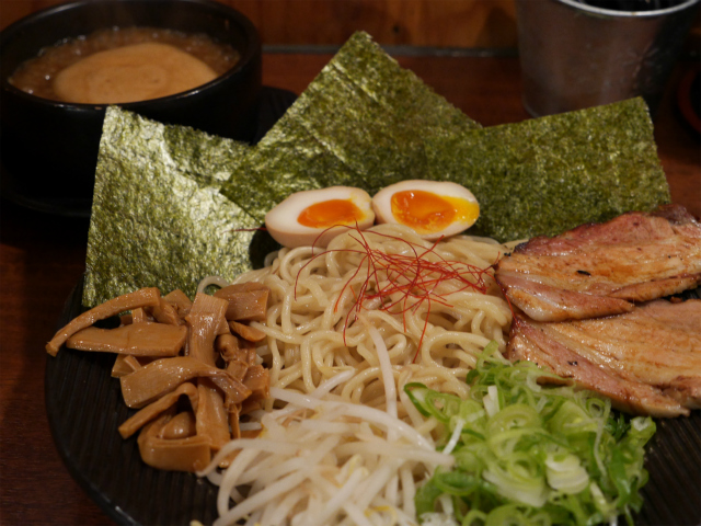 らーめん つけ麺 花銀 HANAGINへのレッツなヤングさんのレビュー写真