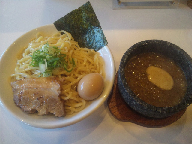 ぶっと麺しゃにむにのレポート写真1（じゅん）
