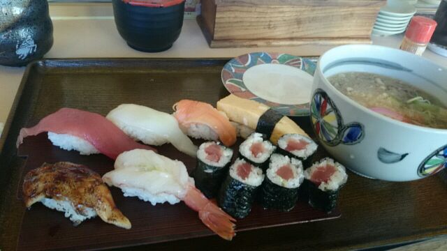 すしの郷 とろ一挑 岐南店へのレッツなシニアさんのレビュー写真