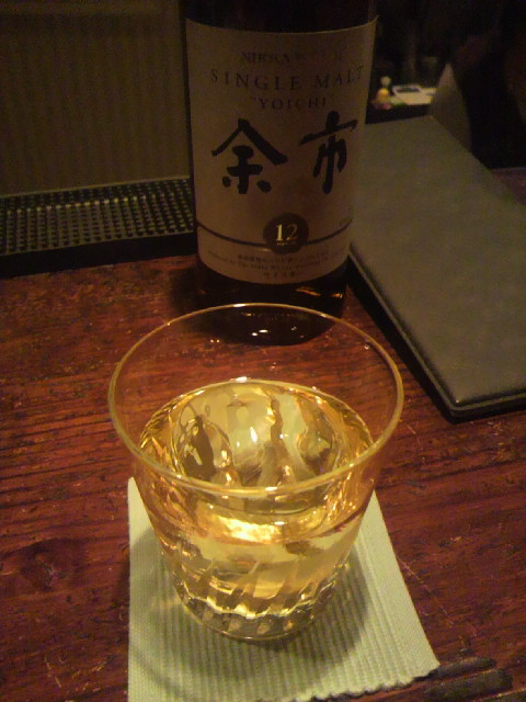 Bar WHITE NUTSのレポート写真2（ポニョ）