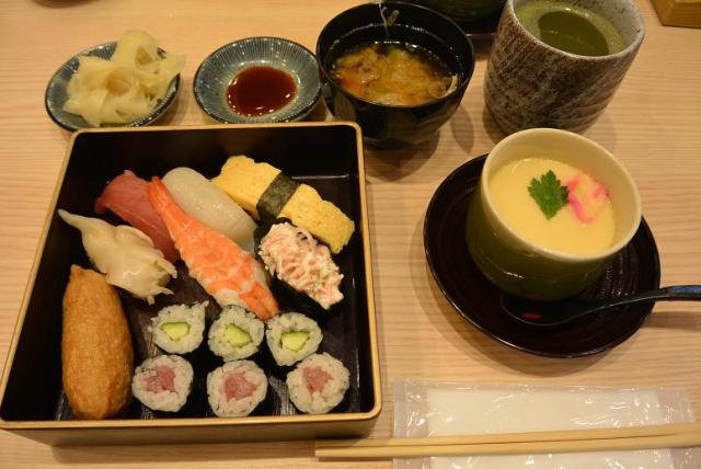 にぎりの徳兵衛 鵜沼店へのレッツなシニアさんのレビュー写真