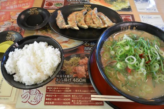 豚旨うま屋ラーメン 各務原店へのレッツなシニアさんのレビュー写真