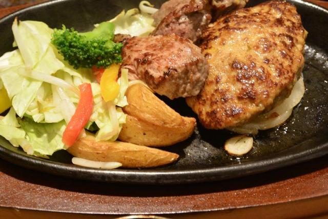 ステーキ宮 岐南店へのレッツなシニアさんのレビュー写真