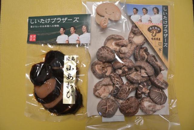 しいたけブラザーズへのレッツなシニアさんのレビュー写真