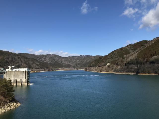 岩屋ダム(東仙峡金山湖)へのまなみさんのレビュー写真