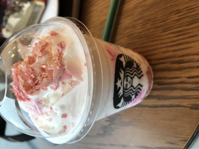 スターバックスコーヒー みんなの森ぎふメディアコスモス店へのまなみさんのレビュー写真