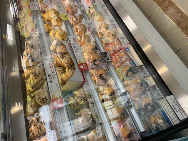 不二家 岐阜関店のレポート写真3（ポニョ）