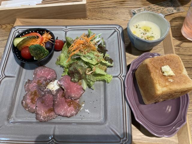 Elefans's Cafeへのえころんさんのレビュー写真