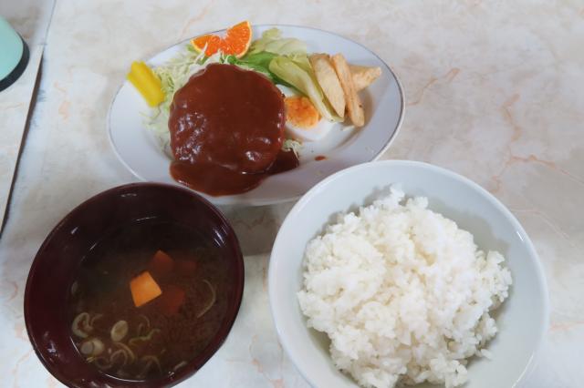 魚半食堂へのみずほのトヤマさんのレビュー写真