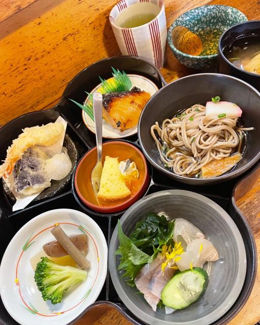 寿司・一品料理 日本泉のレポート写真1（岐阜の食いしん坊担当）