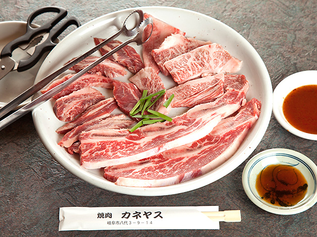 焼肉 カネヤス｜夏のエネルギーチャージ！スタミナ料理特集写真2