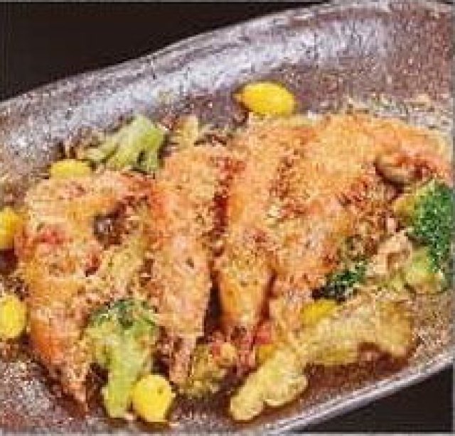 旨み凝縮、プリッとした食感がたまらないエビ料理