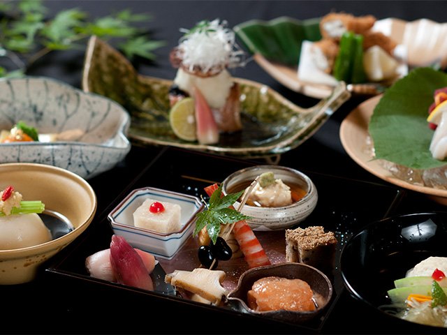 季節ごとに表情を変える懐石料理