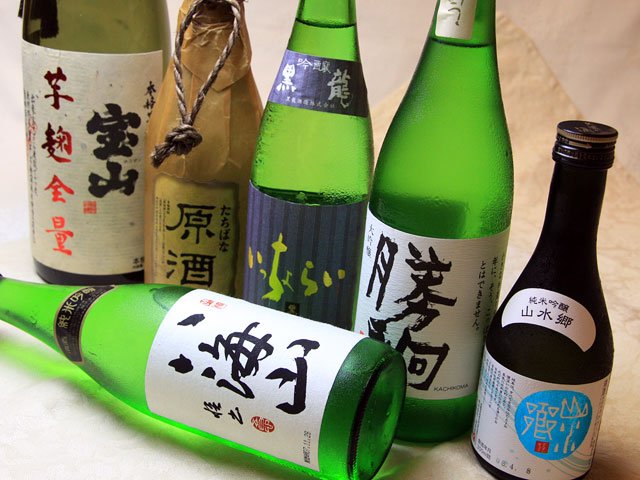 全国から選りすぐったこだわりの酒