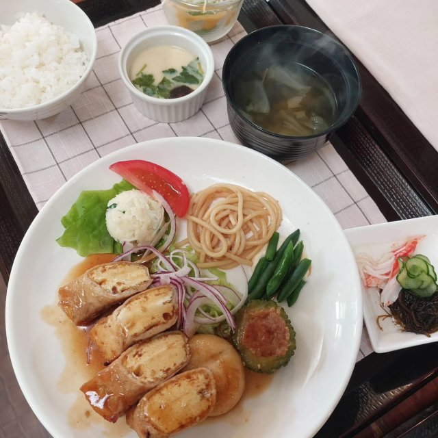 ランチはどれもボリューム満点で大満足！