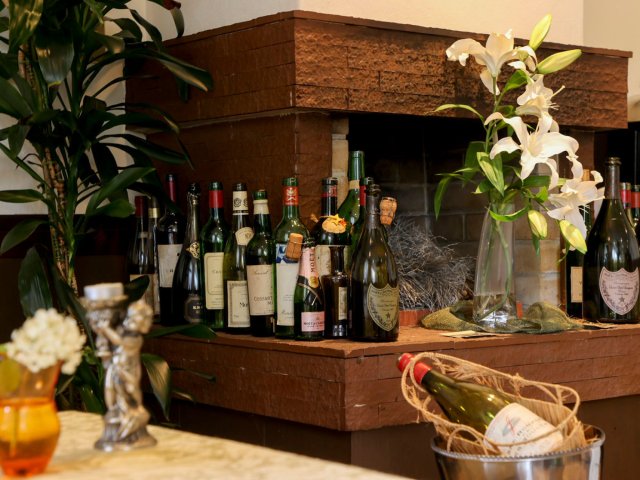 落ち着いた品のあるレトロな空間。