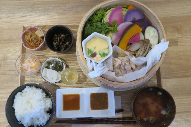 自然食カフェ めぐる菜のレポート写真2（みずほのトヤマ）