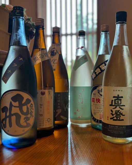 全国各地の地酒が揃う。日本酒好きのゲストに。