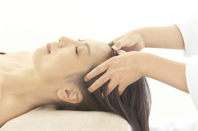 「極上Bakusui sleep therapy」はデコルテ付き。