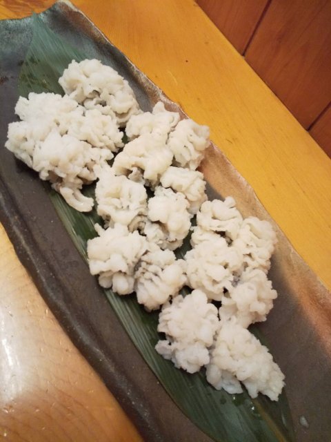 京都の夏の風物詩「はも」。旬の食材を使った料理の数々が味わえる。