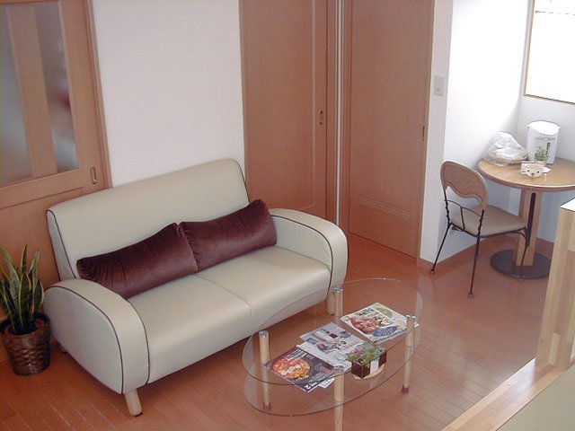自宅でくつろぐかのような待合室。