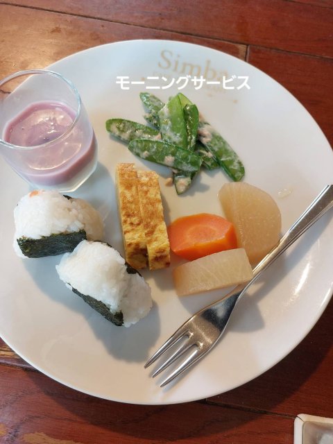 トーストもいいけど、おにぎりのモーニングも人気。