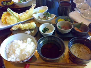 天食 かまどのレポート写真1（ケイらん）