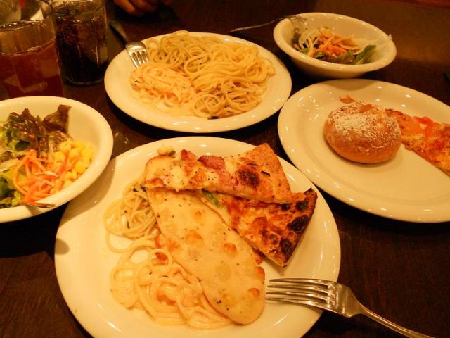 ITALIAN &SWEETS BUFFET Mamma Mia!岐南店のレポート写真1（Ｈａｎａ）