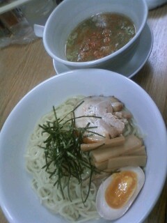 自家製麺 よなや のレポート写真1（やすべぇ）