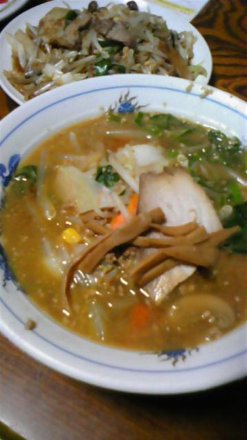 四川料理 餃子飯店のレポート写真1（にゃー）