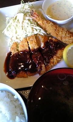 遊食空間 陽のあたる場所のレポート写真1（コロン）