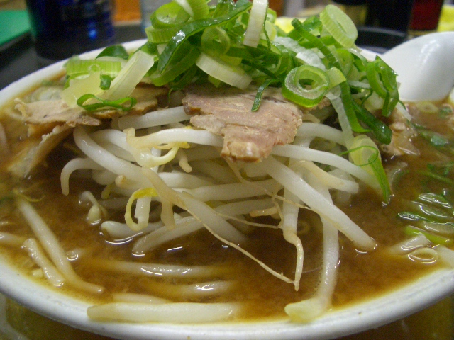 桜ラーメンのレポート写真1（レッツなシニア）