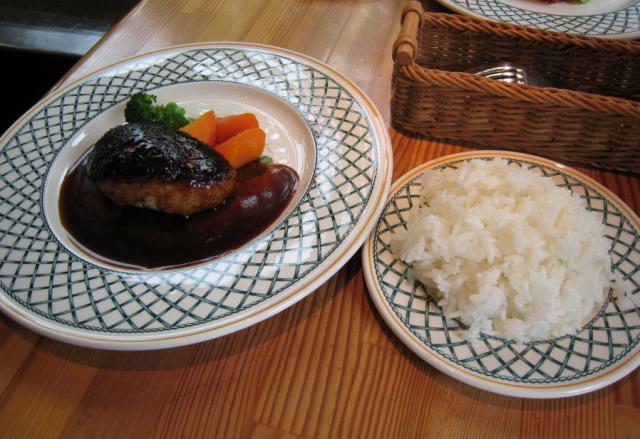 西洋飲食館 Fujiiのレポート写真2（まみぃ）