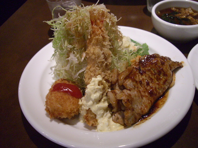洋食 おかだのレポート写真2（むくとさく）