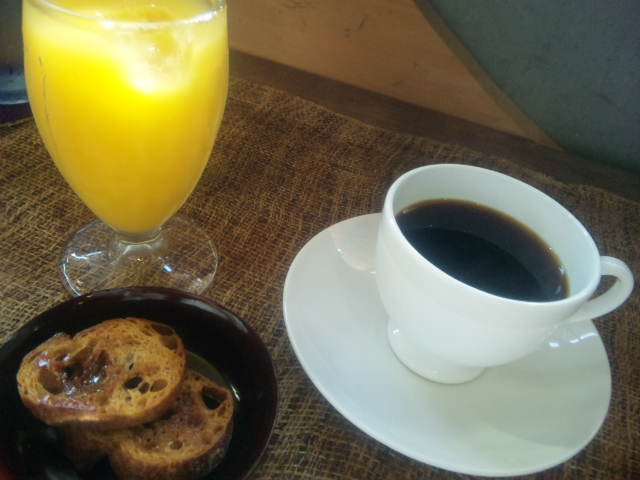 イヅツヤ田舎店 喫茶去 がらんへのoffshoreさんのレビュー写真