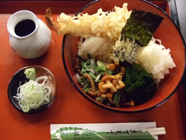 お食事処 勝美のお店からの写真1