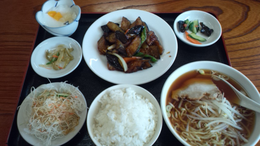台湾料理 華甲園のレポート写真1（ぴかんち☆☆）