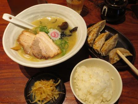 麺工房 弾のレポート写真1（ジェミニ）
