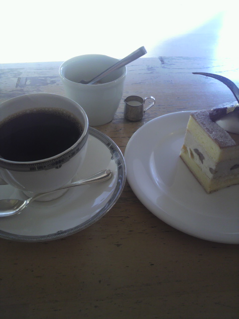 自家焙煎珈琲 cafe' CARTONのレポート写真1（ポニョ）