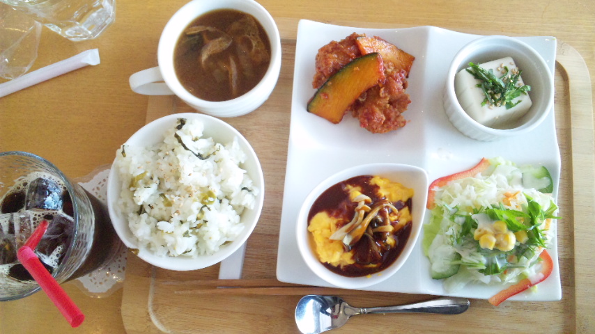 カフェカリス ハートピア安八店のレポート写真2（レッツなシニア）