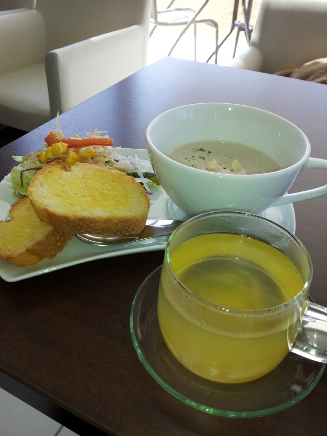 Cafe de L'Eauのレポート写真1（mogu）
