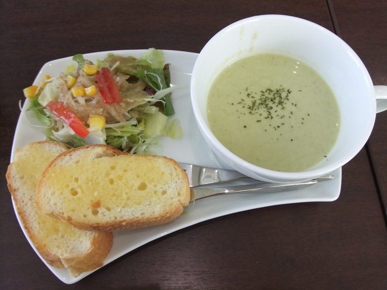 Cafe de L'Eauのレポート写真1（ヴァンピール）