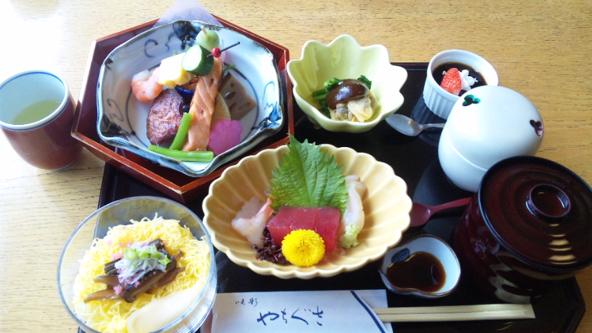 日本料理 味彩 やちぐさのレポート写真1（レッツなシニア）