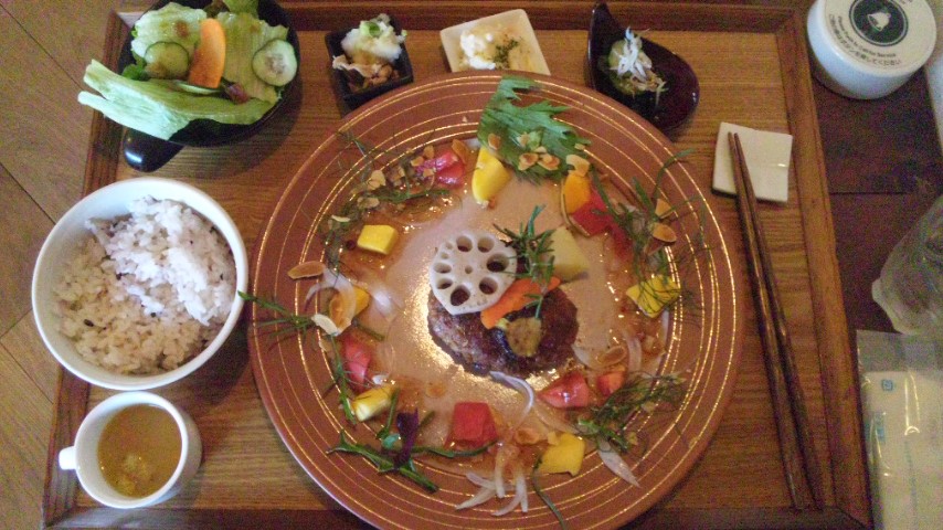 カレー工場ベビーダのレポート写真1（レッツなシニア）