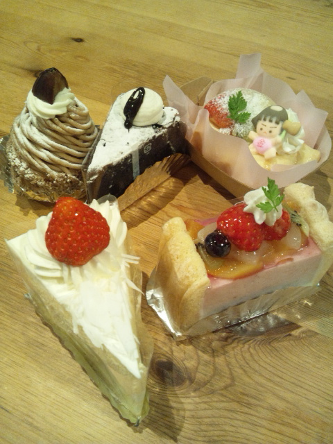 お菓子工房 patisserie kenkenのレポート写真2（レッツなミドル）