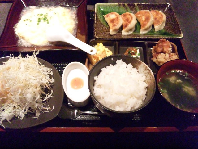 餃子専門店 黒龍 可児店のレポート写真2（める）
