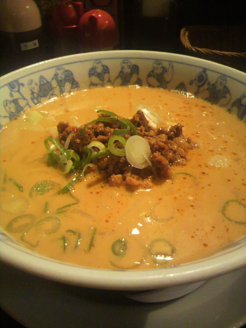 熱烈タンタン麺一番亭 関南店のレポート写真1（ポニョ）