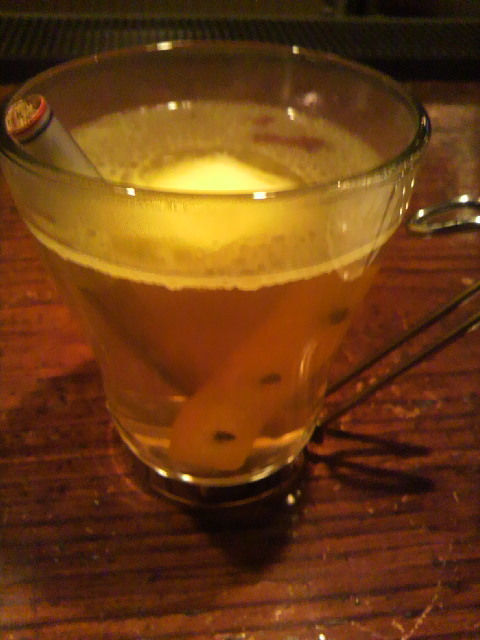 Bar WHITE NUTSのレポート写真3（ポニョ）